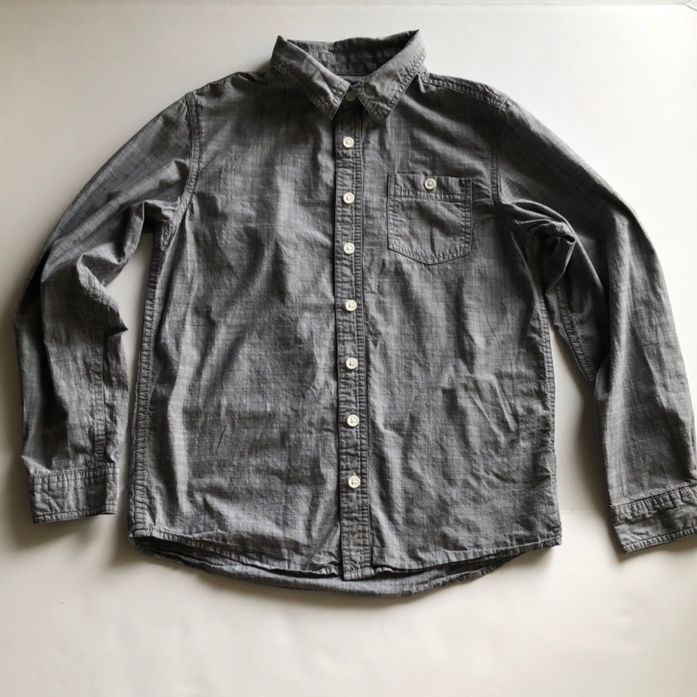 Cherokee gray button down